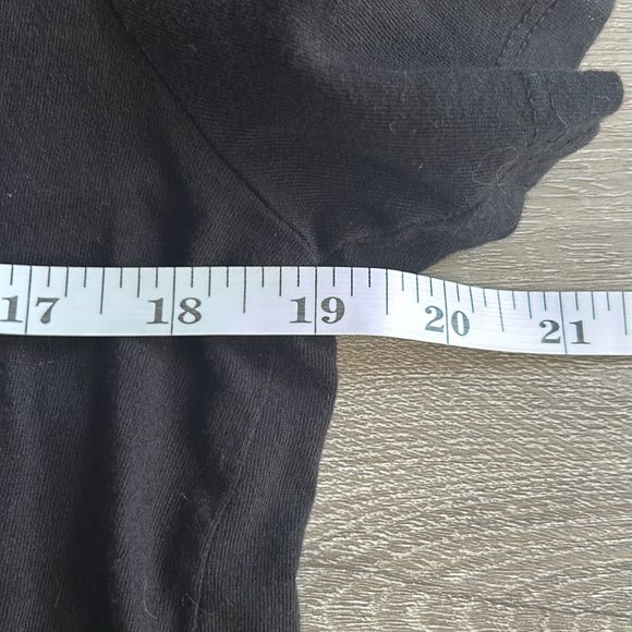 Torrid Skull Active Scoop Back Short Sleeve Tee 1 1X 14/16 Plus Size - Picture 8 of 10